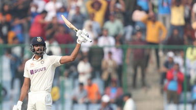 Axar Patel's momentum-changing 74(115)
