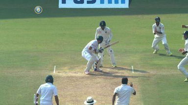 3rd Test : IND vs SA  –  Dean Elgar Wicket