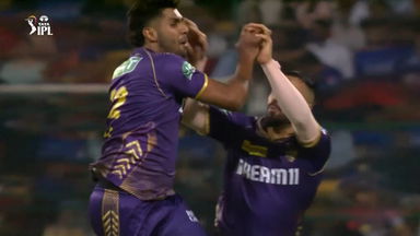 M10: RCB vs KKR – Fall of Wickets
