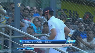 IND vs ENG 2016 - 4th Test, day 4 : Alastair Cook Wicket