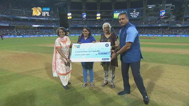 Former Indian Cricketers (Women) get BCCI one-time benefit awards in Mumbai