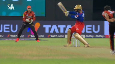 STUNNING! Karthik's reverse-sweep six off Bhuvneshwar