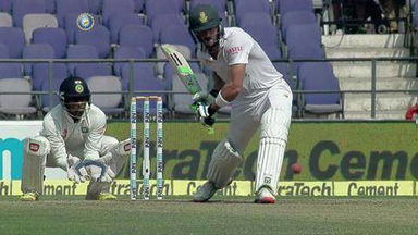 3rd Test : IND vs SA  –  Francois du Plessis Six