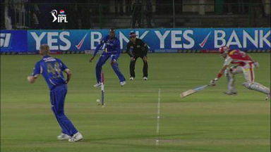 M18: RR vs KXIP – Manan Vohra Wicket