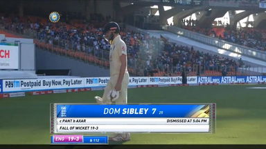 IND vs ENG 2021, 3rd Test, Day 2: Dom Sibley Wicket