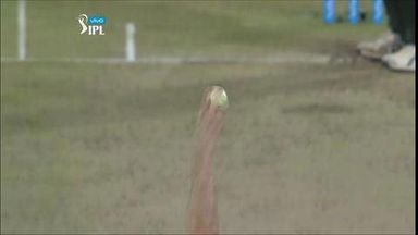 M27: SRH vs RCB – Naman Ojha Wicket