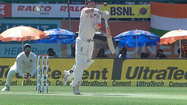 Bouncers served HOT! courtesy Umesh Yadav & Bhuvneshwar Kumar