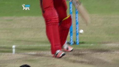 M57: GL vs RCB – Chris Gayle Wicket
