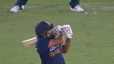 IND vs ENG 2021, 5th T20I : Rohit Sharma Six