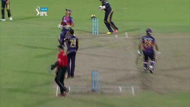 M45: KKR vs RPS – Irfan Pathan Wicket