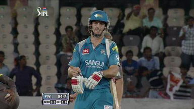 M3: SRH vs PWI – Mitchell Marsh Wicket