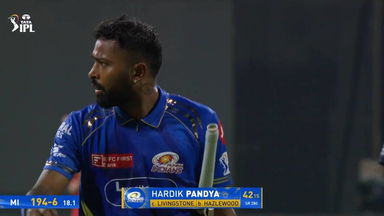 IPL 2025 M21: MI vs RCB - Hardik Pandya Wicket
