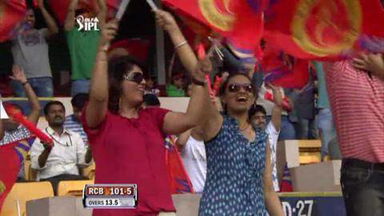 Match 5 RCB vs DD - de Villiers's 1st Six