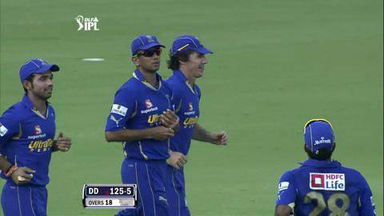 Match 39 DD vs RR – Ojha's Wicket