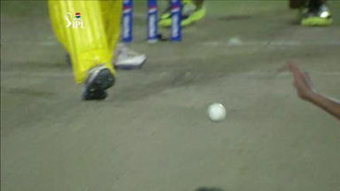 M26: KKR vs CSK – Suresh Raina Wicket