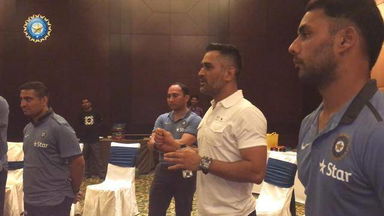 MS Dhoni's heartening speech after India's team bonding session