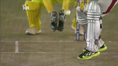 M11: KXIP vs CSK – David Hussey Wicket