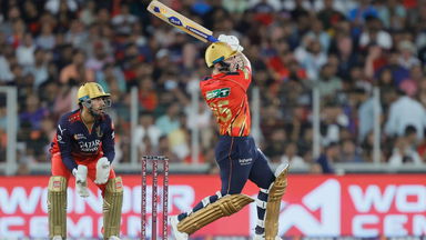 Josh Inglis provides momentum with 39(23)