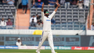 Turn & Bounce: Jadeja gets the big wicket of Root