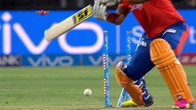 M25: RPS vs GL – Dwayne Smith Wicket