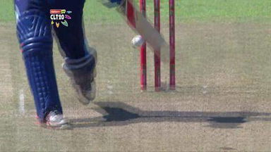 M6: SYD vs YOR – Ballance c Haddin b Cummins