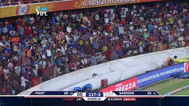M42: SRH vs DD – Rishabh Pant Six