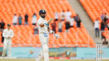 4 & 4: Kohli gets to his 150 in style
