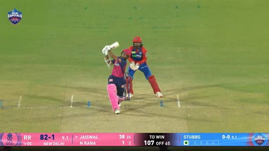 IPL 2025 M32: DC vs RR - Yashasvi Jaiswal Six