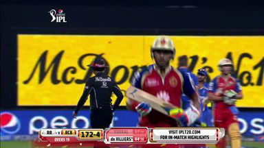 M35: RCB vs RR –  Yuvraj Singh Wicket