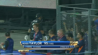 IND vs NZ 2017, 1st ODI: Ross Taylor Wicket
