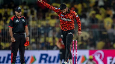 Stumps Disturbed! Kamindu Mendis’ superb arm-ball