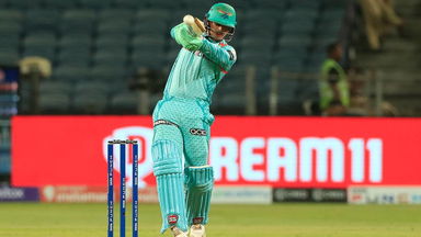 Quinton de Kock's stroke-filled opening act of 50 (29)