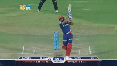 M21: SRH vs DD – Karun Nair Six