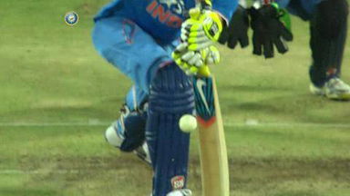1ST T20I: IND vs SL – Ravindra Jadeja Wicket
