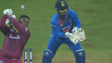 IND vs WI 2019, 3rd T20I: Shimron Hetmyer Six