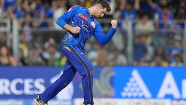 Scintillating Santner stuns DC with 3/11