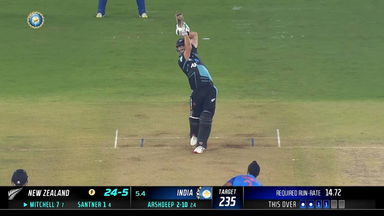 IND vs NZ 2023, 3RD T20I: Daryl Mitchell Six