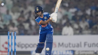Debutant Niki Prasad soaks up pressure with 39*(35)