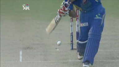 M28: DD vs MI – Rohit Sharma Six