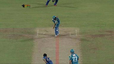 Match 45 PWI vs MI – Uthappa's Wicket