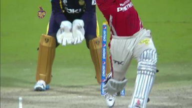 M15: KKR vs KXIP –  George Bailey Wicket