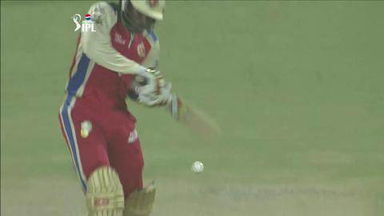 M57: DD vs RCB – Chris Gayle Wicket