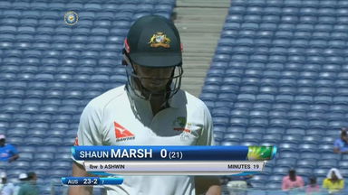 IND vs AUS 2017 - 1st Test Day 2 : Shaun Marsh Wicket