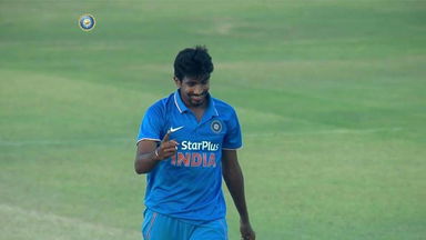 IND vs NZ 2016, 3rd ODI: Trent Boult Wicket