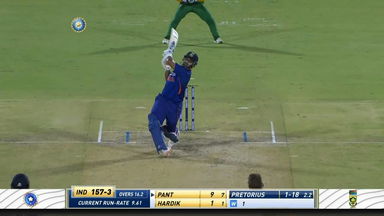 IND vs SA 2022, 1ST T20I: Rishabh Pant Six
