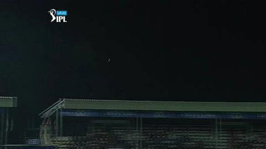 M40: RPS vs SRH – Yuvraj Singh Wicket