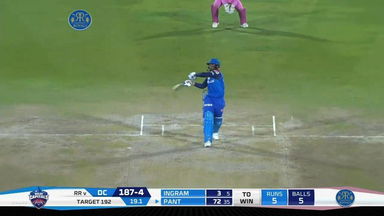 M40: RR vs DC – Rishabh Pant Six