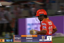WPL 2025, M01 - GG vs RCB: Simran Shaikh Wicket