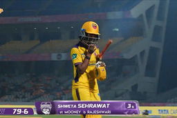 Wicket: Match 14, Gujarat Giants vs UP Warriorz, WPL 2026: Shweta Sehrawat Wicket