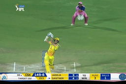 M25: RR vs CSK – Mitchell Santner Six